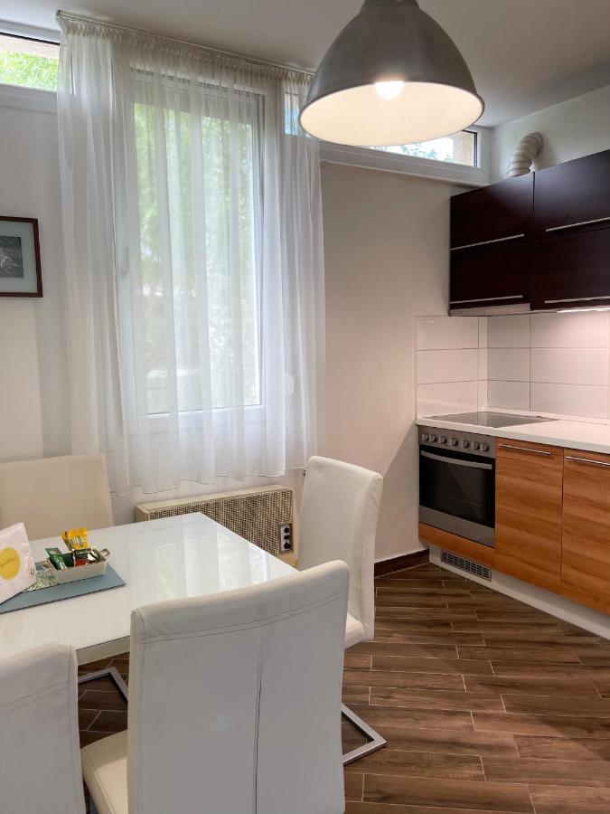 דברצן Greatforest Rosehill 1 Apartman מראה חיצוני תמונה