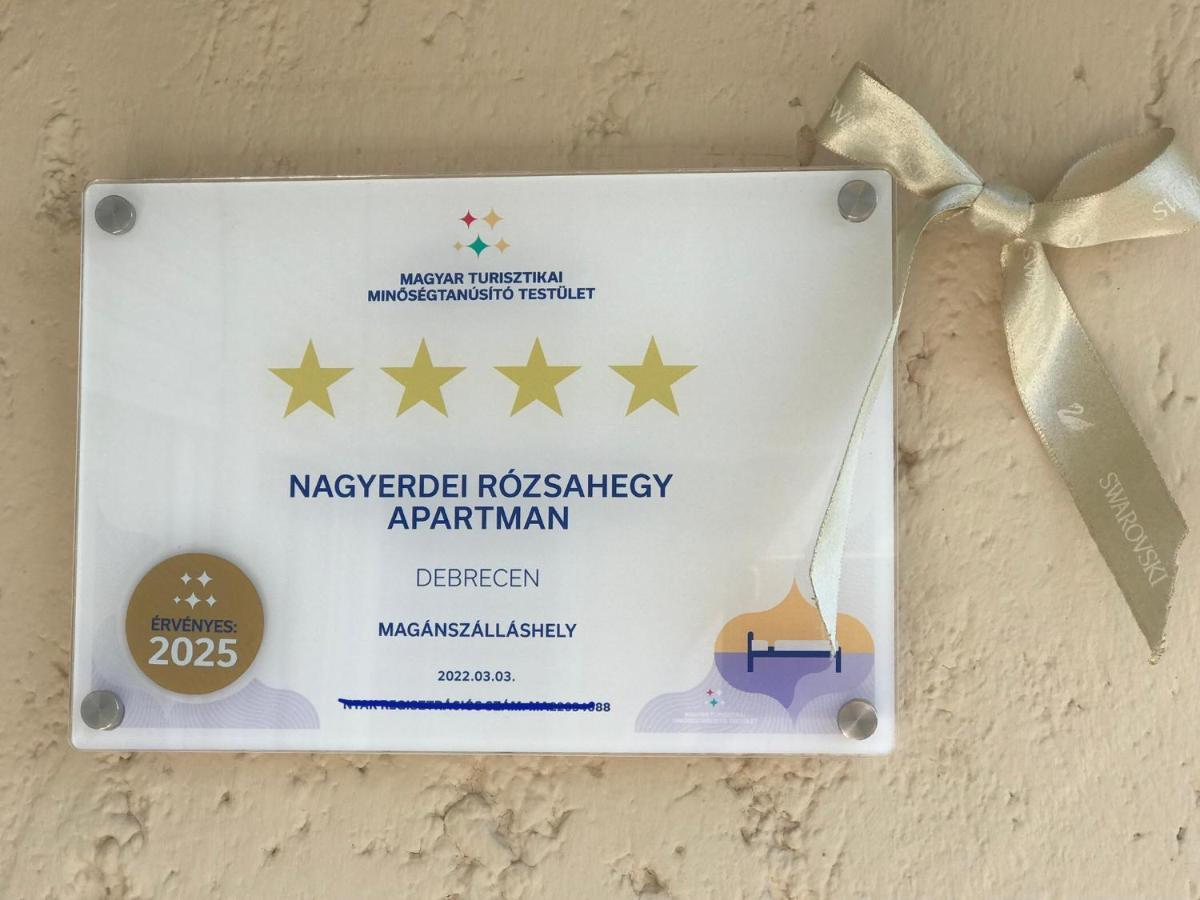 דברצן Greatforest Rosehill 1 Apartman מראה חיצוני תמונה